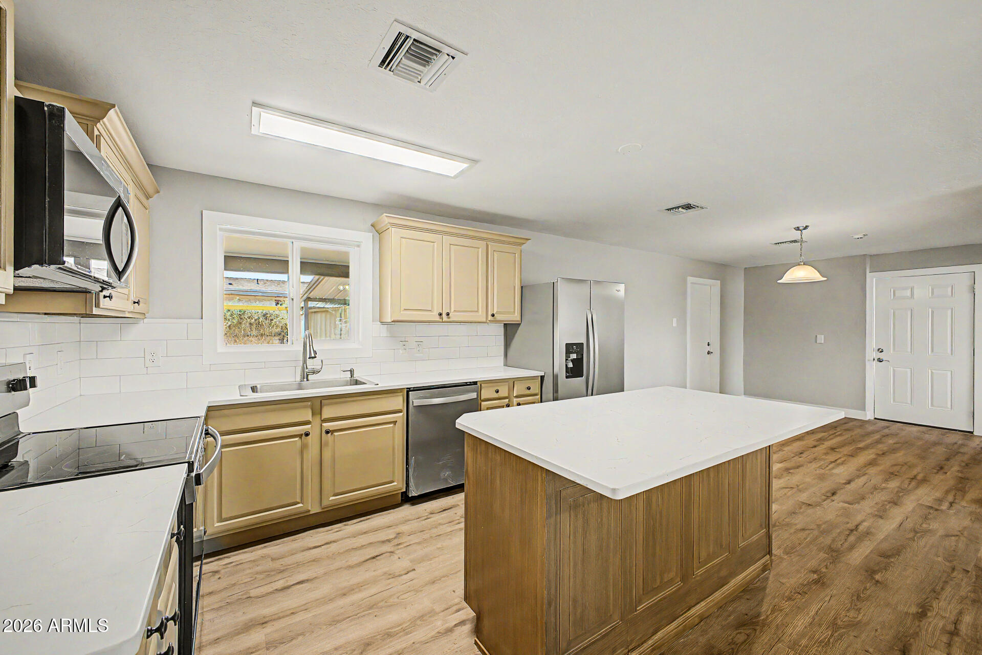 2185 West Greasewood Street Apache Junction, AZ 85120 - Photo 11 of 48