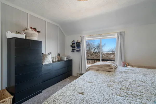 $214,900 | 326 North 19th Avenue West, Duluth, MN 55806