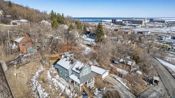 $214,900 | 326 North 19th Avenue West, Duluth, MN 55806