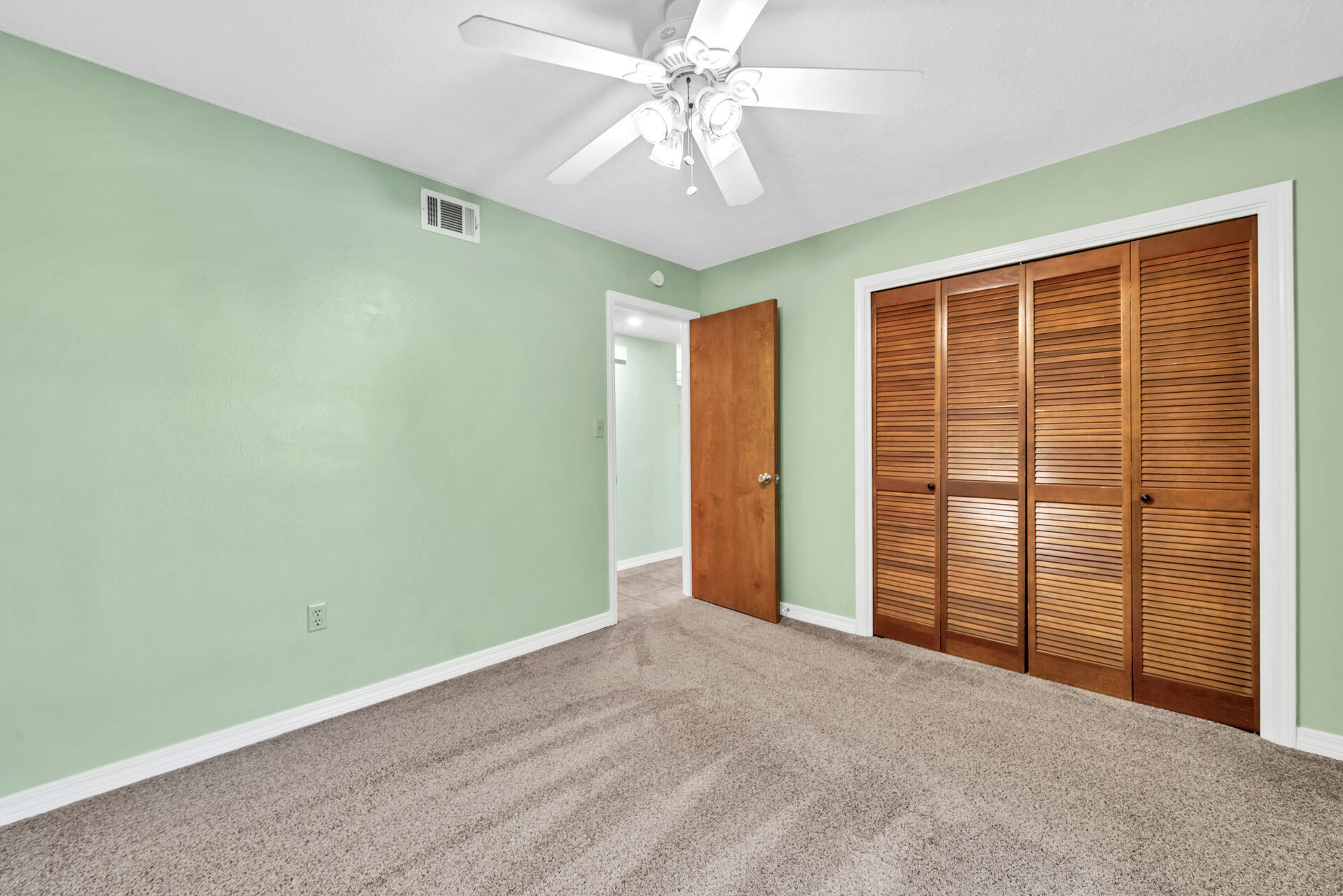 950 Ridgewood Way Niceville, FL 32578 - Photo 16 of 44 16