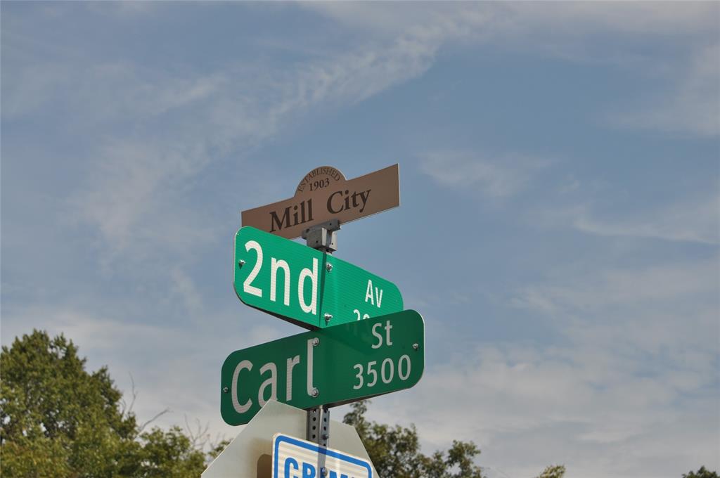 3520 Carl Street Dallas, TX 75210 - Photo 10 of 13 a close up of a street sign