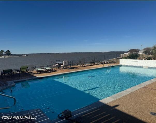 46 Charleston Circle Brandon, MS 39047 - Photo 37 of 39 Pool