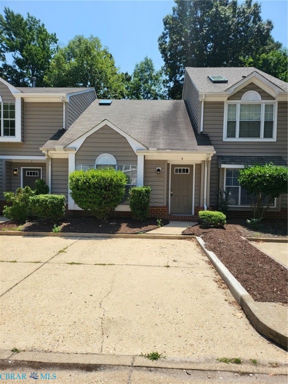 9 Madrone Place Hampton, VA 23666 - Photo 2 of 25