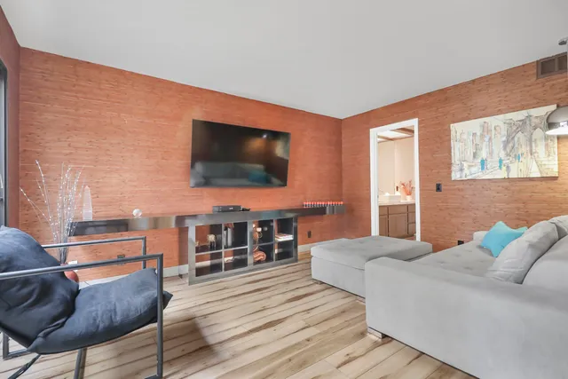 $709,000 | 194 Green Mountain Drive, Palm Desert, CA 92211