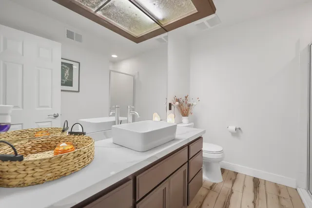 $709,000 | 194 Green Mountain Drive, Palm Desert, CA 92211