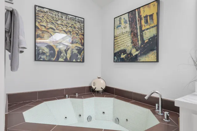 $709,000 | 194 Green Mountain Drive, Palm Desert, CA 92211