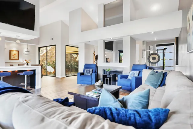 $709,000 | 194 Green Mountain Drive, Palm Desert, CA 92211