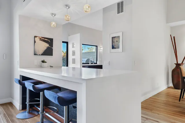 $709,000 | 194 Green Mountain Drive, Palm Desert, CA 92211