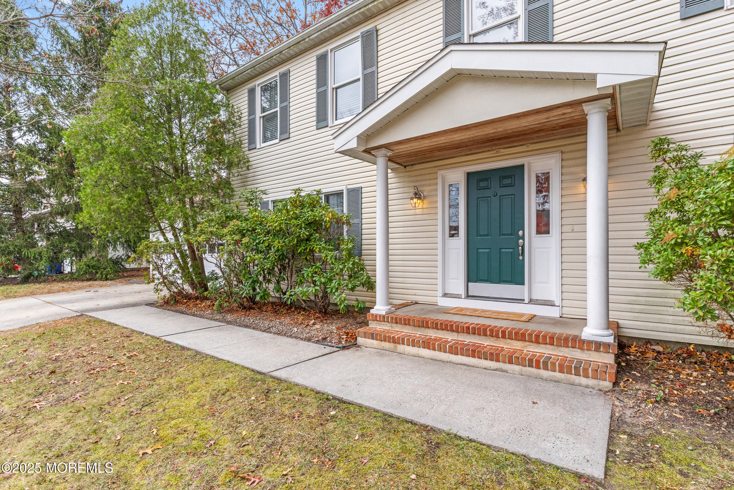 1418 Forest Avenue Brick, NJ 08724 - Photo 4 of 47 front view of a house