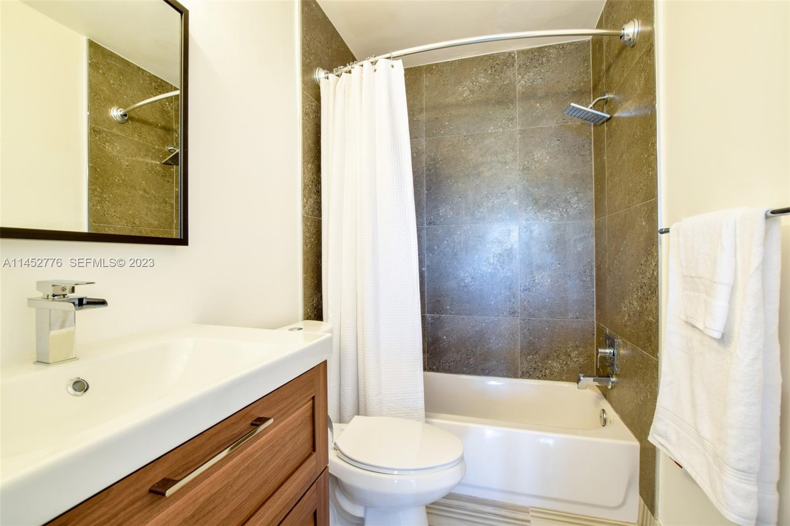 298 Southwest 6th Street, Unit 205 Boca Raton, FL 33432 - Photo 13 of 17 Gallery Image 13