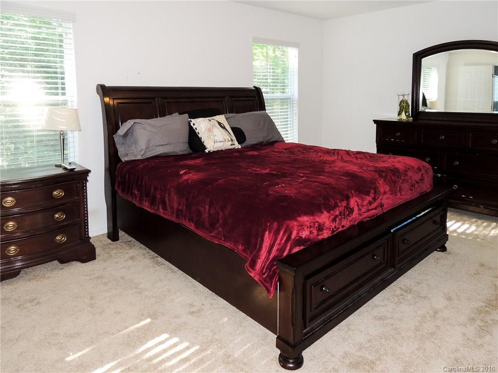 9506 Fernspray Road Charlotte, NC 28215 - Photo 12 of 22 Gallery Image 12