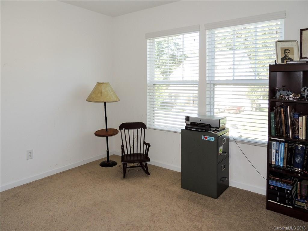 9506 Fernspray Road Charlotte, NC 28215 - Photo 15 of 22 Gallery Image 15