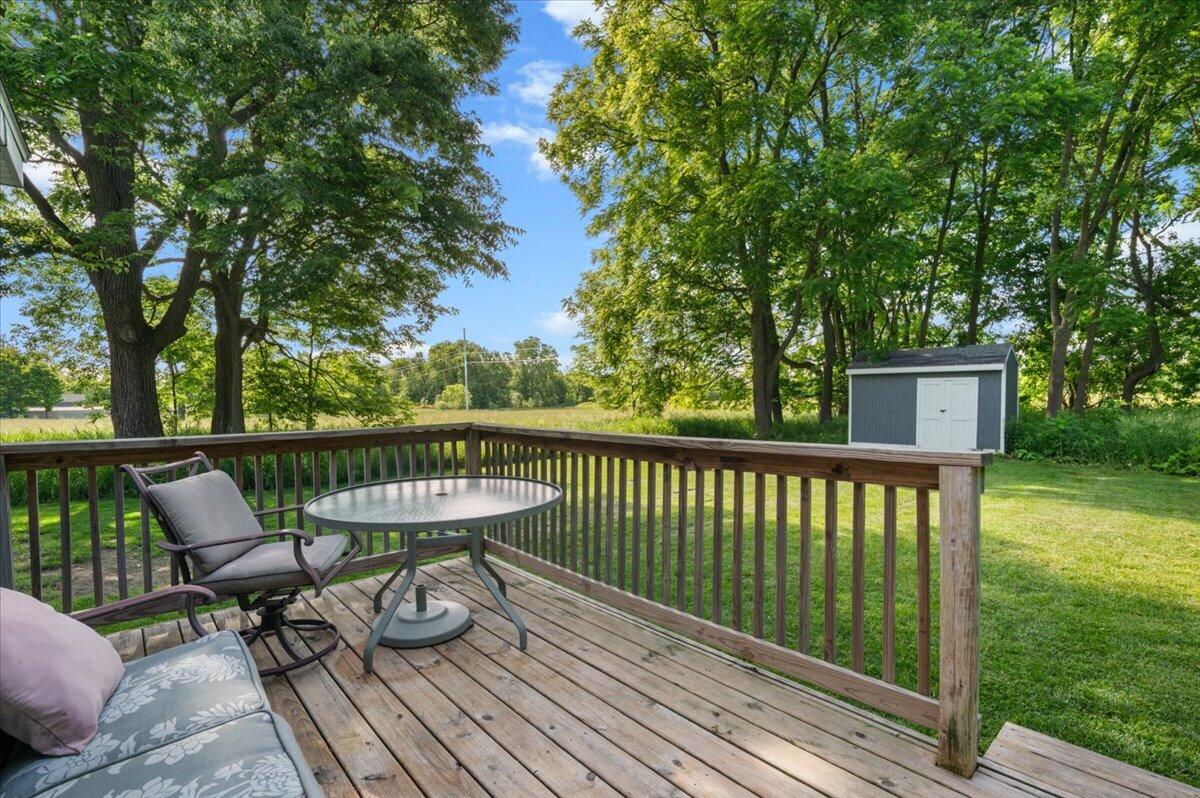 5438 Ionia Road Portland, MI 48875 - Photo 14 of 18