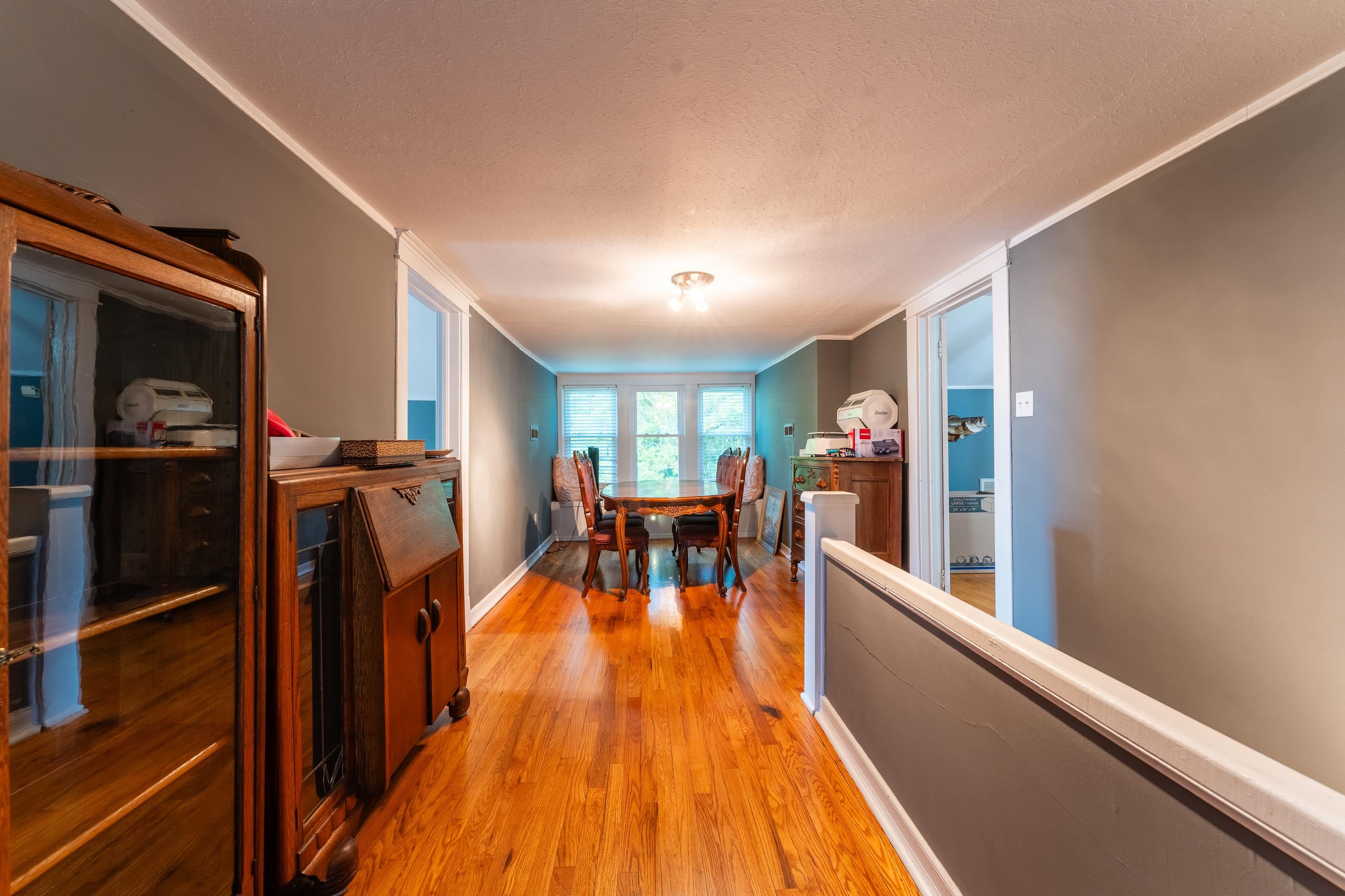 171 White Street Savannah, TN 38372 - Photo 20 of 36 a view of a living room and dining room