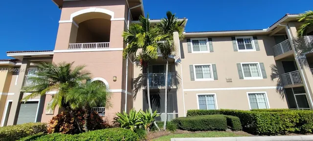 $1,800 | 6505 Emerald Dunes Drive, Unit 102, West Palm Beach, FL 33411