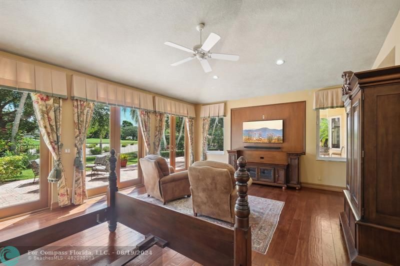 2515 Montclaire Circle Weston, FL 33327 - Photo 17 of 51