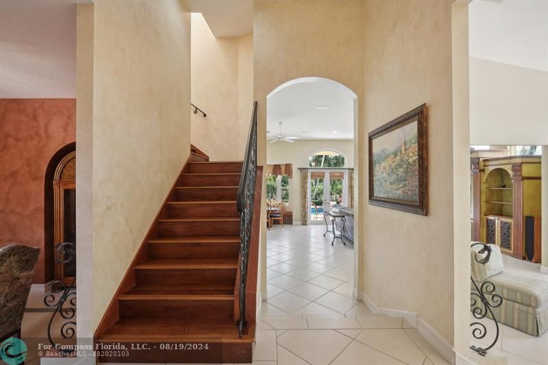 2515 Montclaire Circle Weston, FL 33327 - Photo 23 of 51