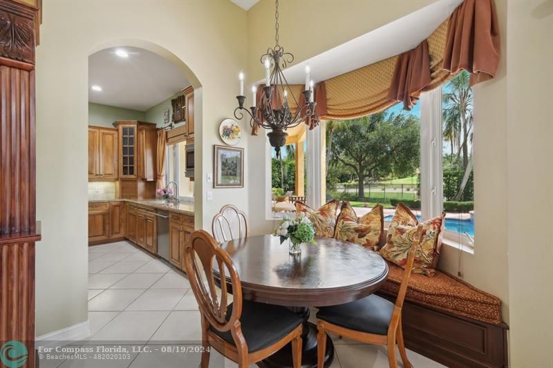 2515 Montclaire Circle Weston, FL 33327 - Photo 3 of 51