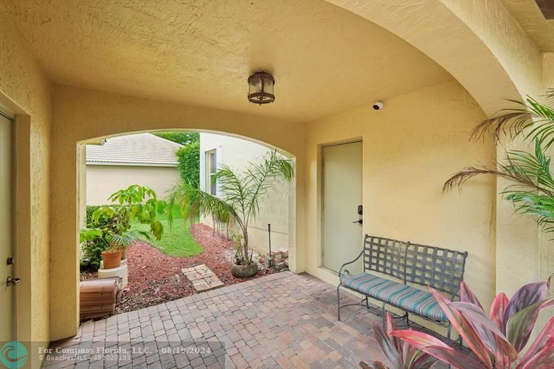 2515 Montclaire Circle Weston, FL 33327 - Photo 40 of 51