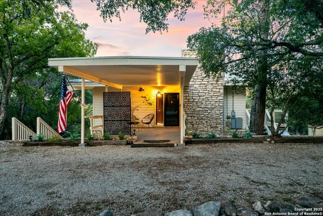 $449,900 | 4250 Tanglewood Trail, Spring Branch, TX 78070