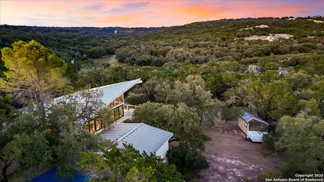 $449,900 | 4250 Tanglewood Trail, Spring Branch, TX 78070