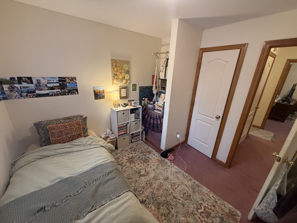 22 High Street, Unit 6 Amherst, MA 01002 - Photo 14 of 23