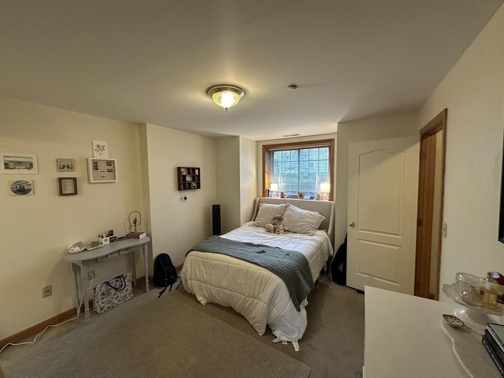 22 High Street, Unit 6 Amherst, MA 01002 - Photo 19 of 23