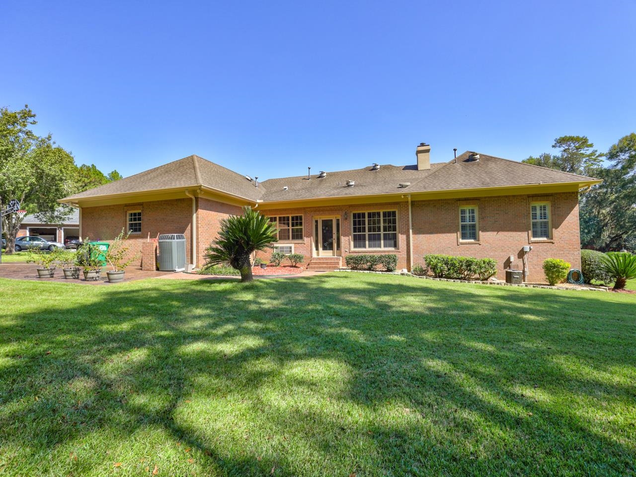 5028 Centennial Oaks Circle, Tallahassee, FL 32308 Compass