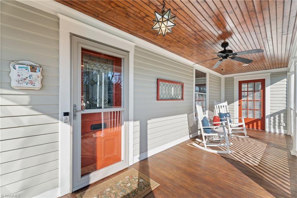 627 West 2nd Street Winston-Salem, NC 27101 - Photo 3 of 50 Front Porch