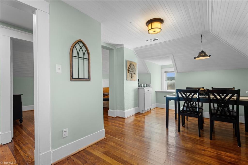 627 West 2nd Street Winston-Salem, NC 27101 - Photo 36 of 50 3rd Floor Apartment - Kitchen