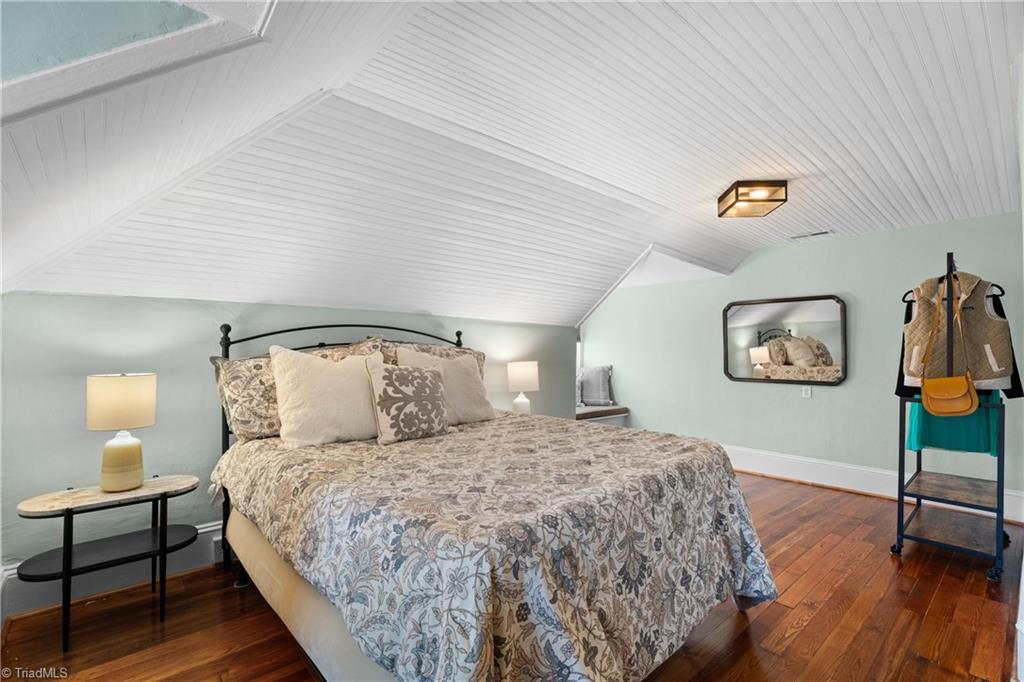 627 West 2nd Street Winston-Salem, NC 27101 - Photo 39 of 50 3rd Floor Apartment - Bedroom