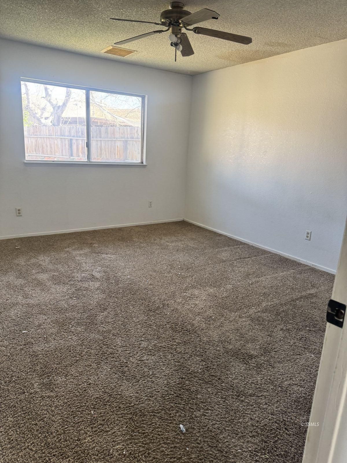 205 East Benson Avenue Ridgecrest, CA 93555 - Photo 6 of 10 Gallery Image 6