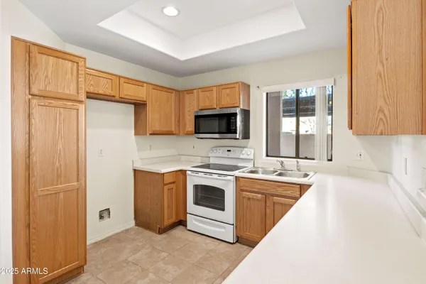 $285,000 | 1406 West Emerald Avenue, Unit 113, Mesa, AZ 85202