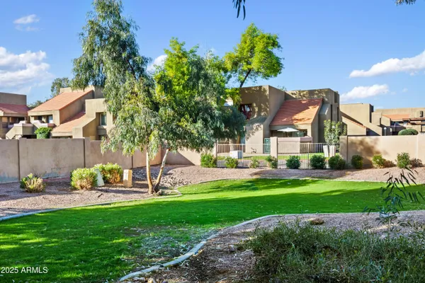 $294,000 | 1406 West Emerald Avenue, Unit 113, Mesa, AZ 85202