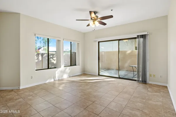 $285,000 | 1406 West Emerald Avenue, Unit 113, Mesa, AZ 85202