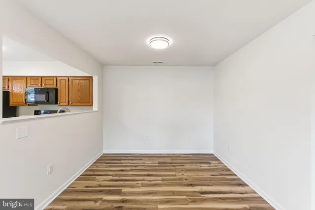 $300,000 | 9266 Chapman Oak Drive, Manassas, VA 20110