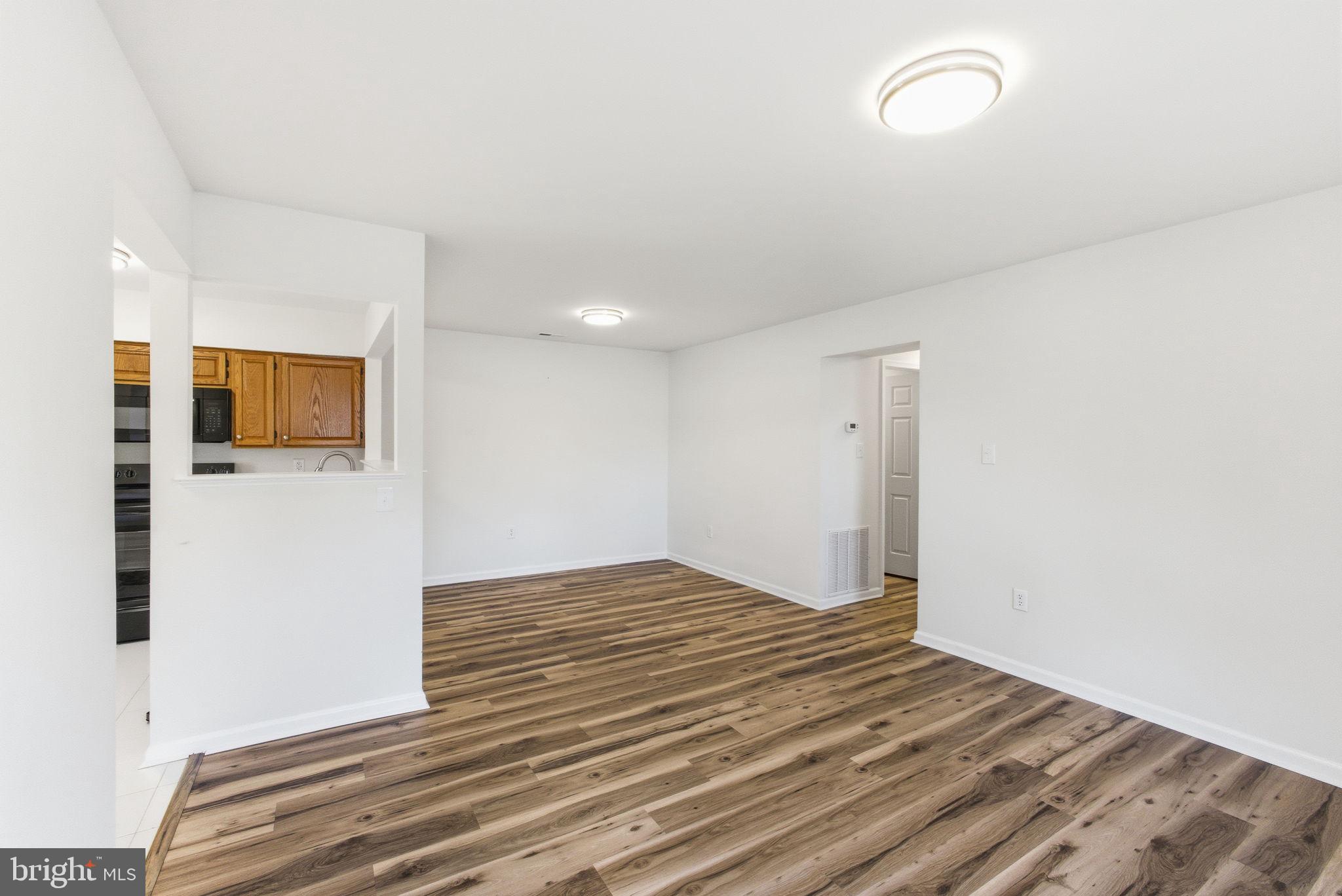 9266 Chapman Oak Drive Manassas, VA 20110 - Photo 14 of 34