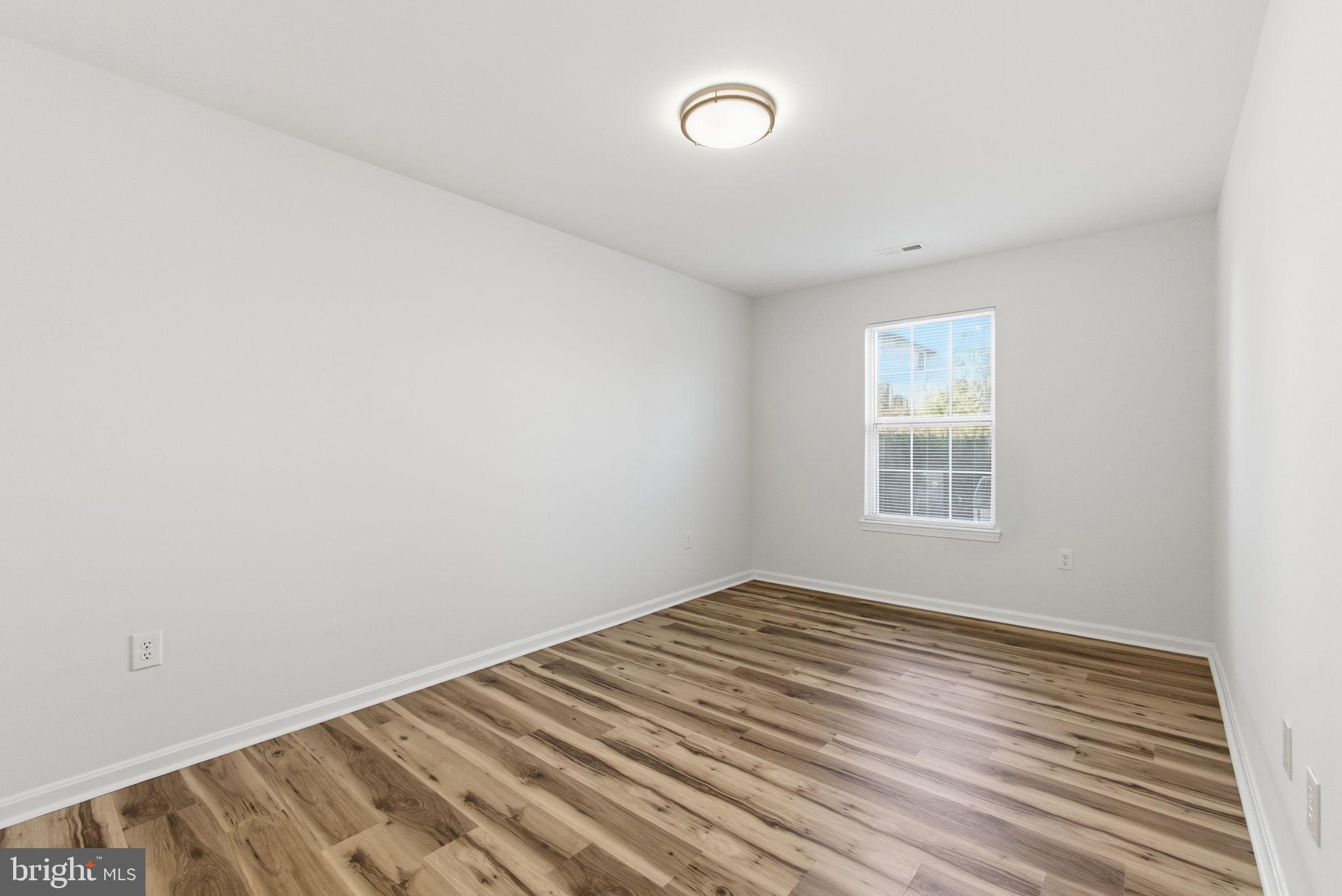 9266 Chapman Oak Drive Manassas, VA 20110 - Photo 19 of 34