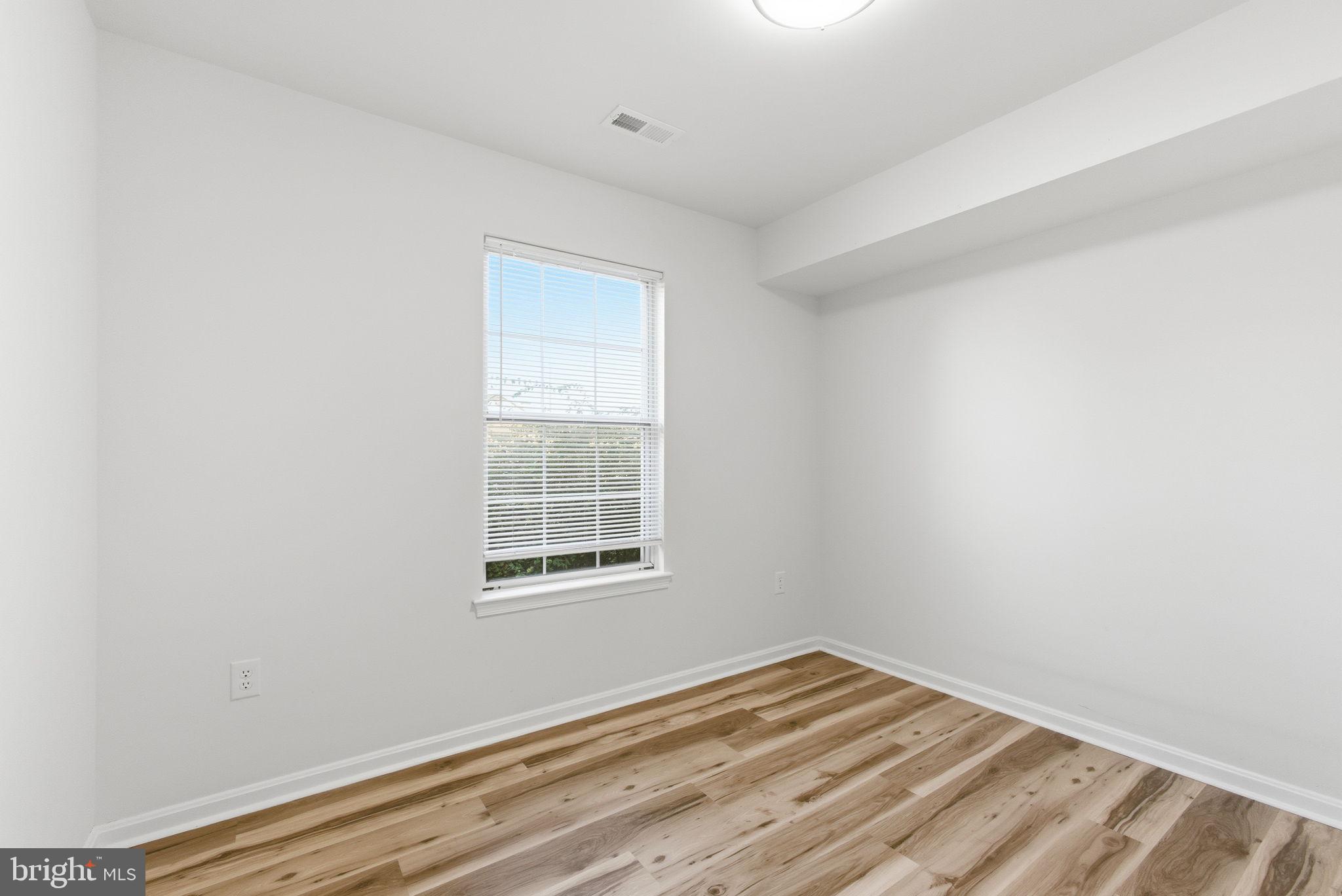 9266 Chapman Oak Drive Manassas, VA 20110 - Photo 21 of 34