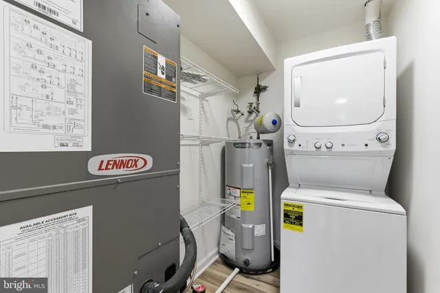 $300,000 | 9266 Chapman Oak Drive, Manassas, VA 20110