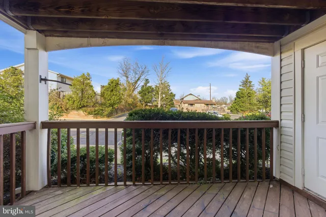 $300,000 | 9266 Chapman Oak Drive, Manassas, VA 20110