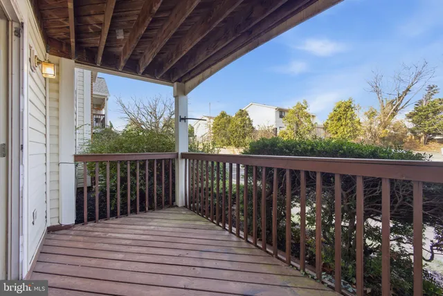 $300,000 | 9266 Chapman Oak Drive, Manassas, VA 20110