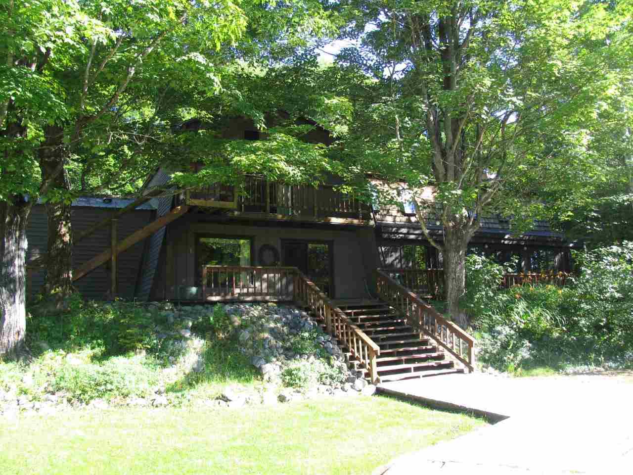828 10 Curves Road Germfask, MI 49836 - Photo 10 of 30 1838345-9.JPG