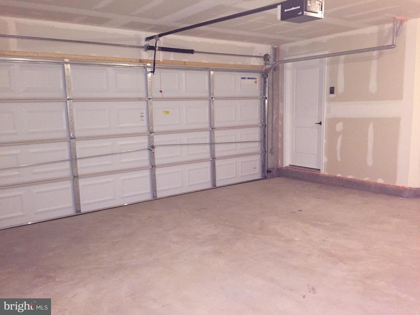 5 Wallace Road Mount Holly, NJ 08060 - Photo 23 of 23 Garage