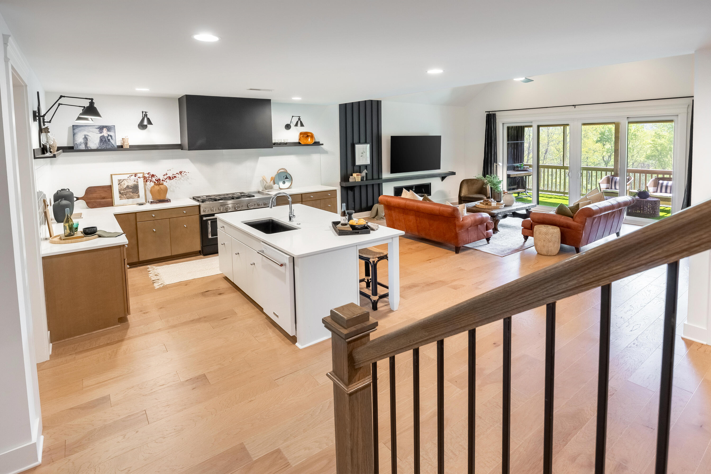 587 Sun Valley Road Chattanooga, TN 37419 - Photo 29 of 48 2026_04_April_587_Sun_Valley_Rd_0055