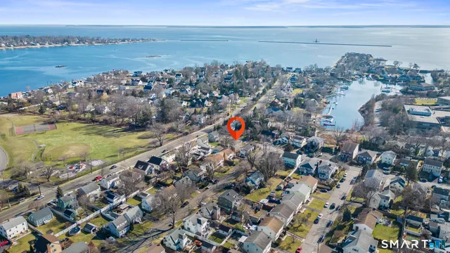 $2,700 | 110 Burwood Avenue, Unit 2, Stamford, CT 06902