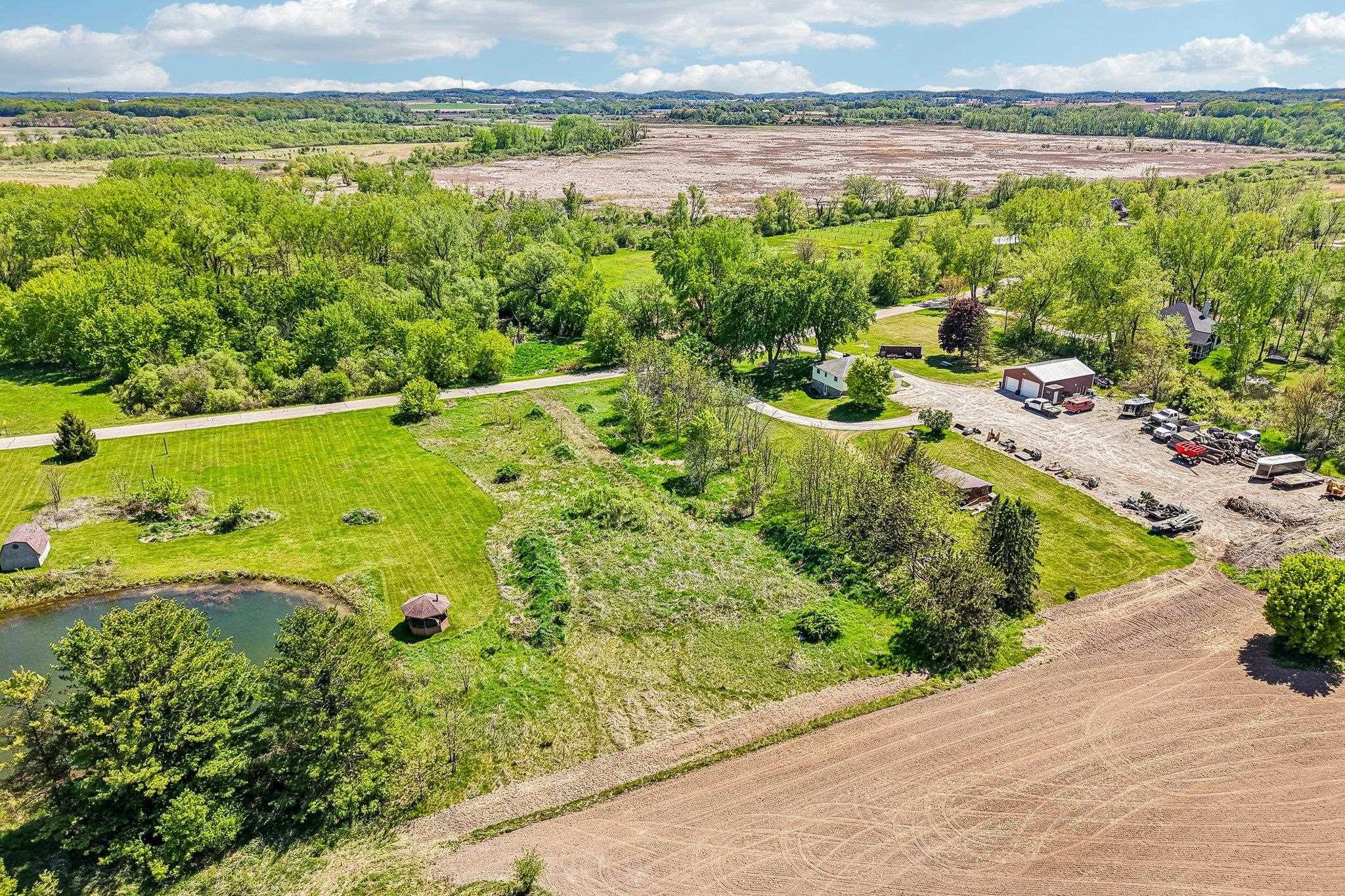 W7760 Conservation Road Lake Mills, WI 53551 - Photo 10 of 22