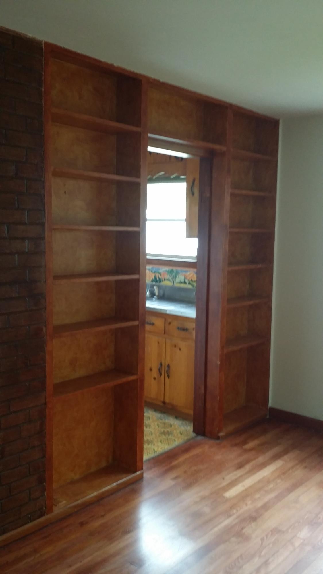 103 Panama Road Oak Ridge, TN 37830 - Photo 9 of 24 Custom shelving in Dining room