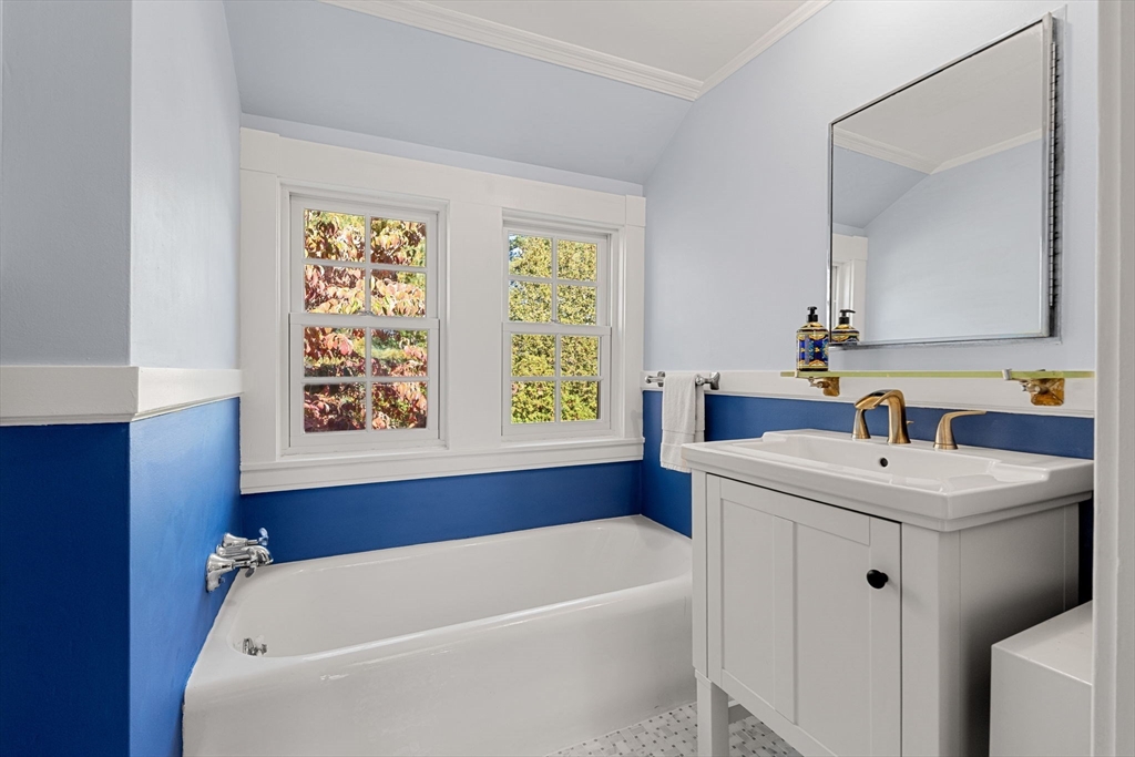 204 Ridge Street Millis, MA 02054 - Photo 31 of 37