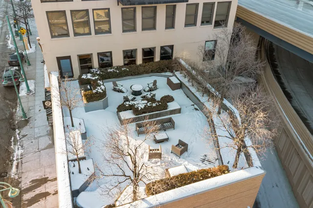 $1,580,000 | 400 North Broadway, Unit 301, Milwaukee, WI 53202